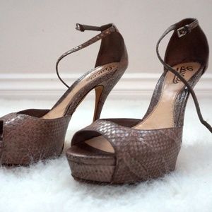 GUCCI Snakeskin Strappy Peep Toe Stilettos Brown